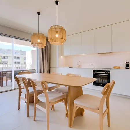 Lejlighed Elegant 2bdr In The Nine - X *